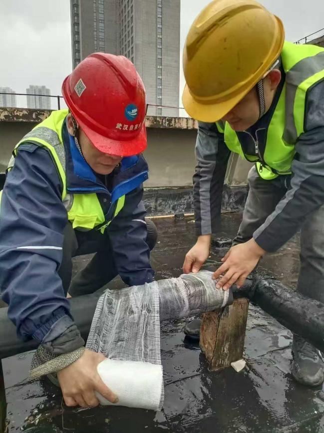 为7万只水表穿上“小棉袄”！武汉城投水务集团全面筑牢寒潮天气